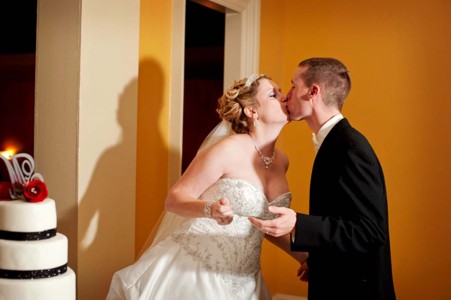 kiss