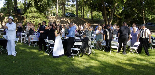 wedding guests,guests,table charts
