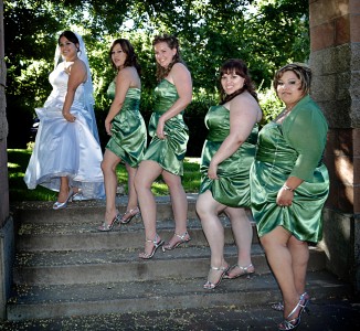 bridesmaids,green,dresses,wedding